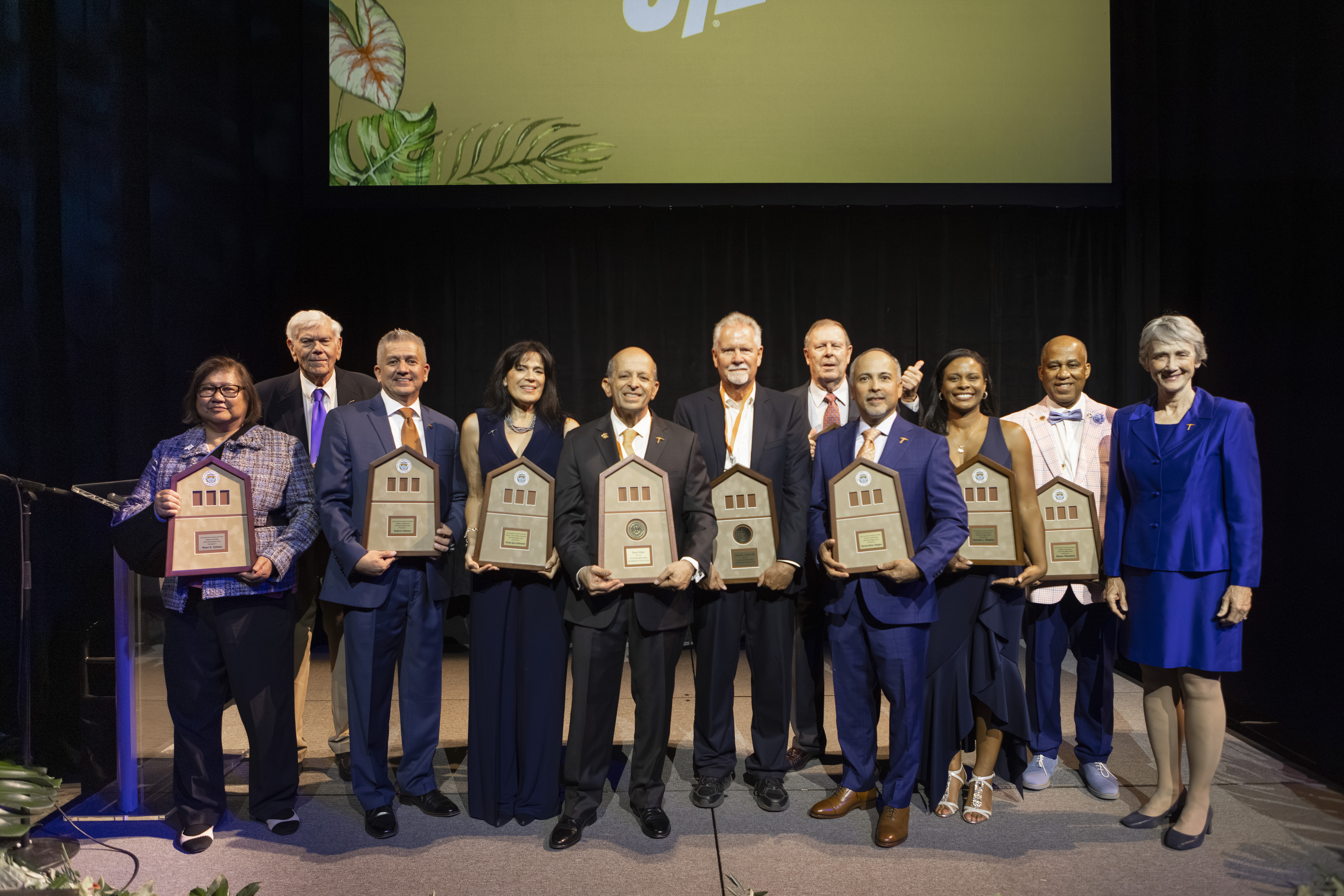 2025 Distinguished Alumni and Golden Nugget Recipients