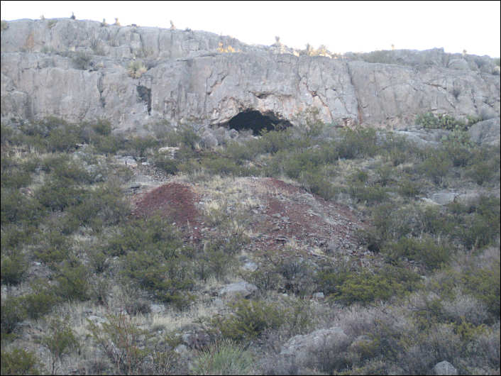 Approach to Robledo Cave