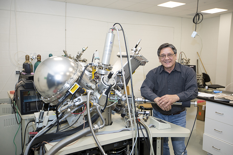Jorge A. Lopez, Ph.D., the Schumaker Professor in The University of Texas at El Paso's Department of Physics, has been named a recipient of the lifetime achievement in mentoring award as part of the 2018 Nature Awards for Mentoring in Science. 
