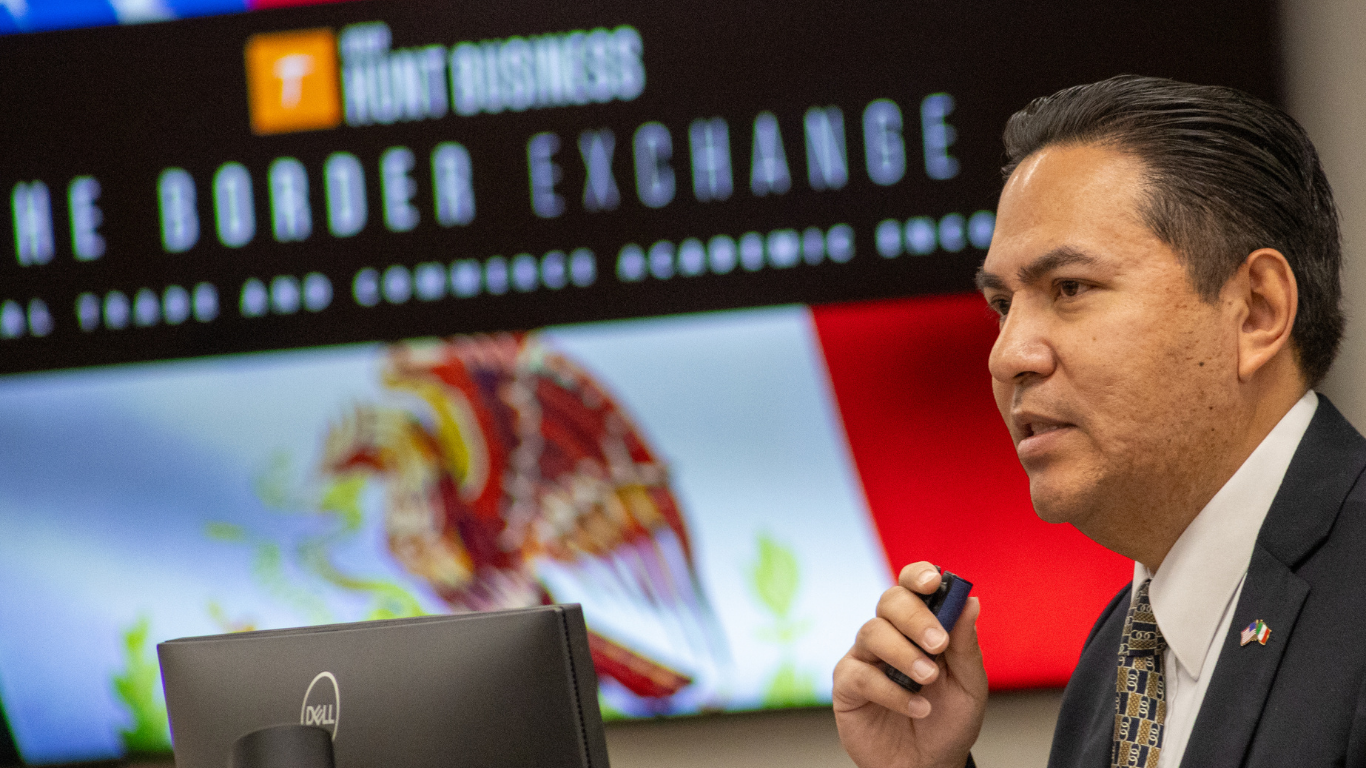 A speaker at the Hunt College Border Exchange event.
