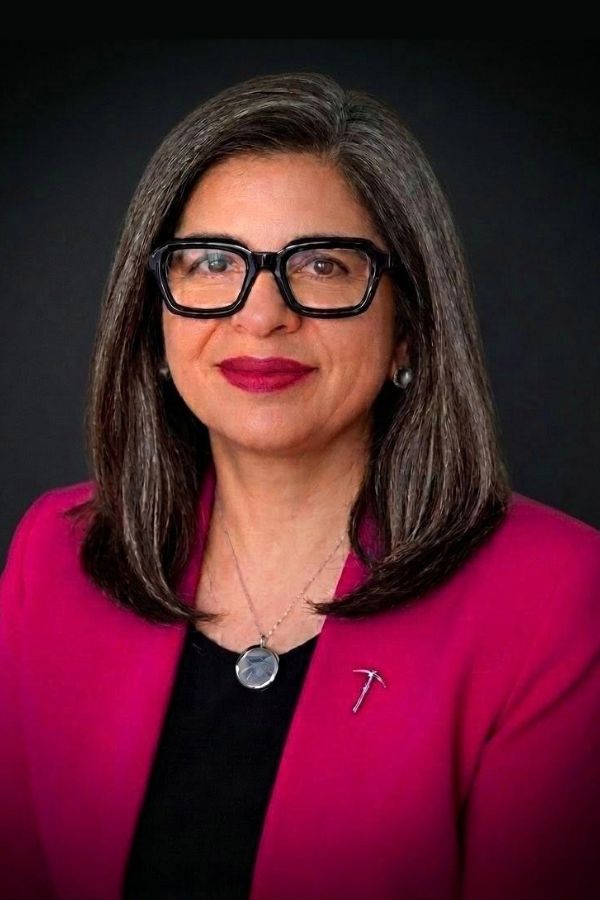Natalia Villanueva-Rosales