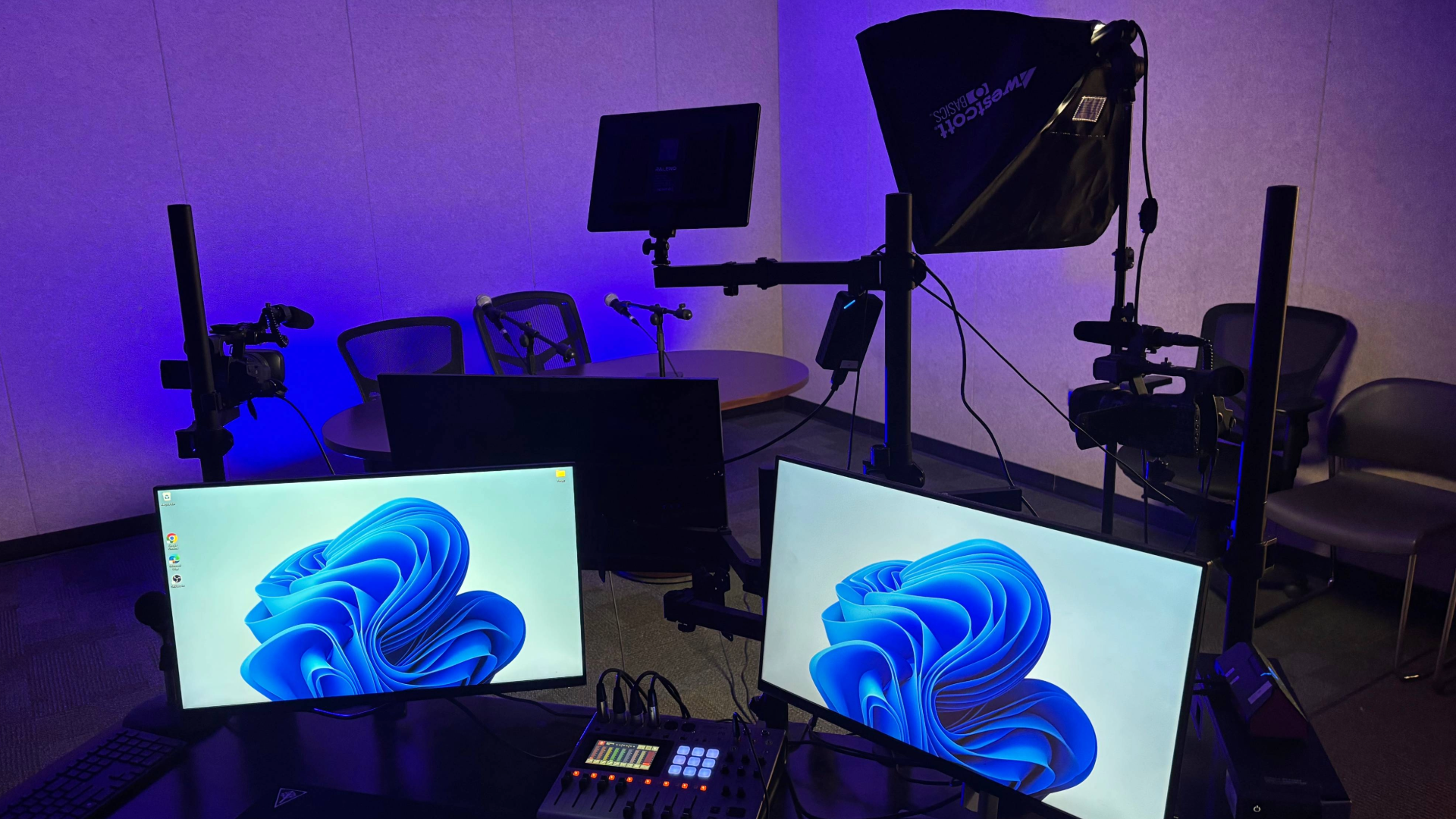 Podcast Studio!