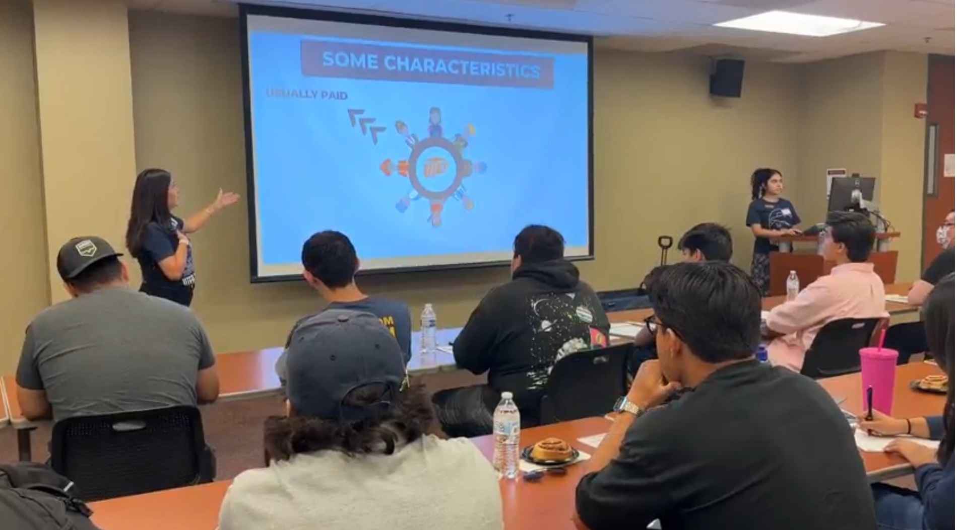 Internship-Seminar.jpg