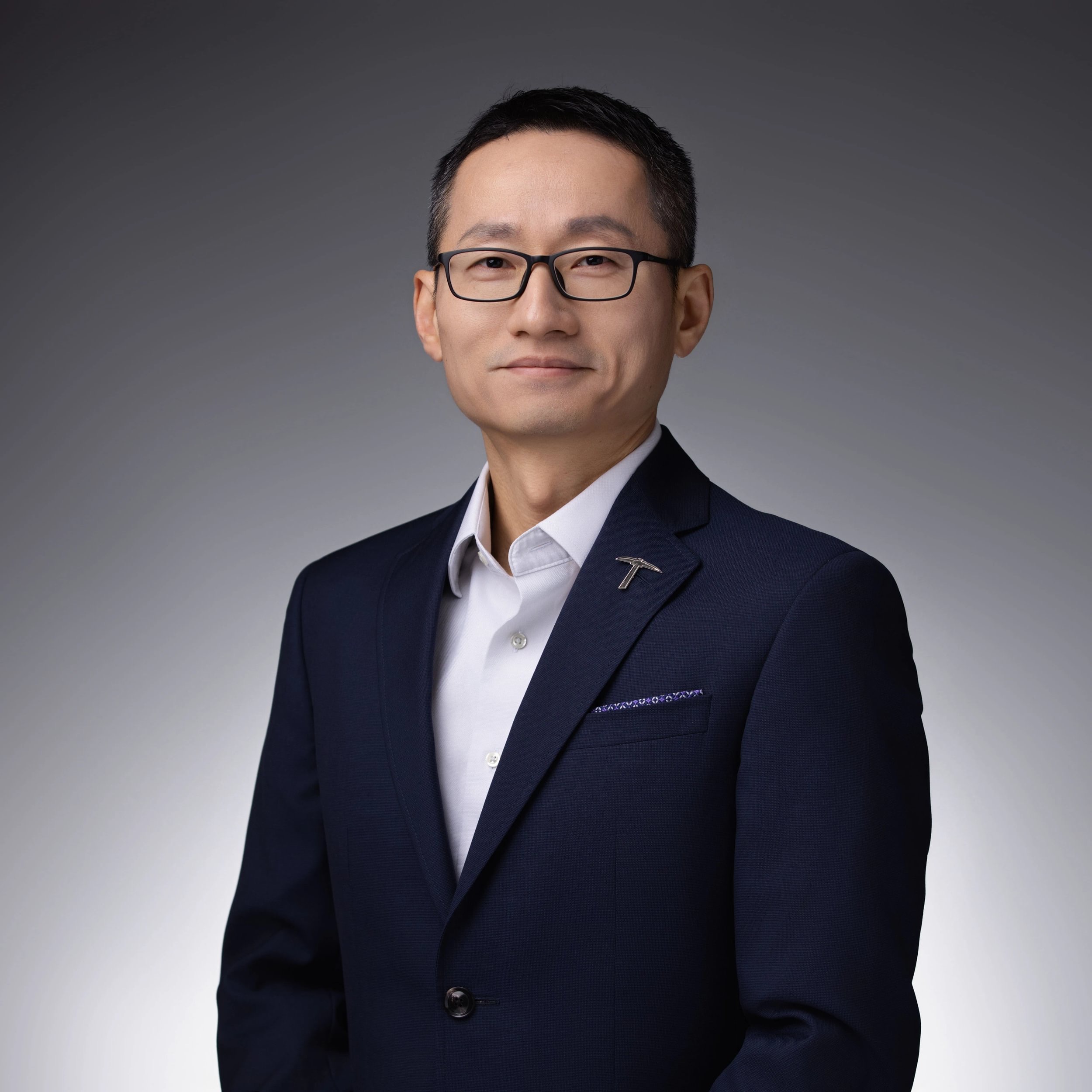Yirong Lin