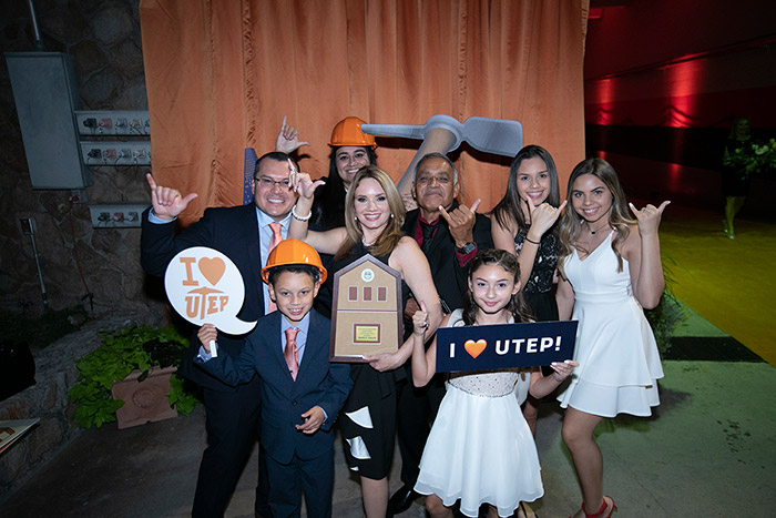 10-05-18-UTEP-Homecoming-DA-Dinner-ipa-64.jpg