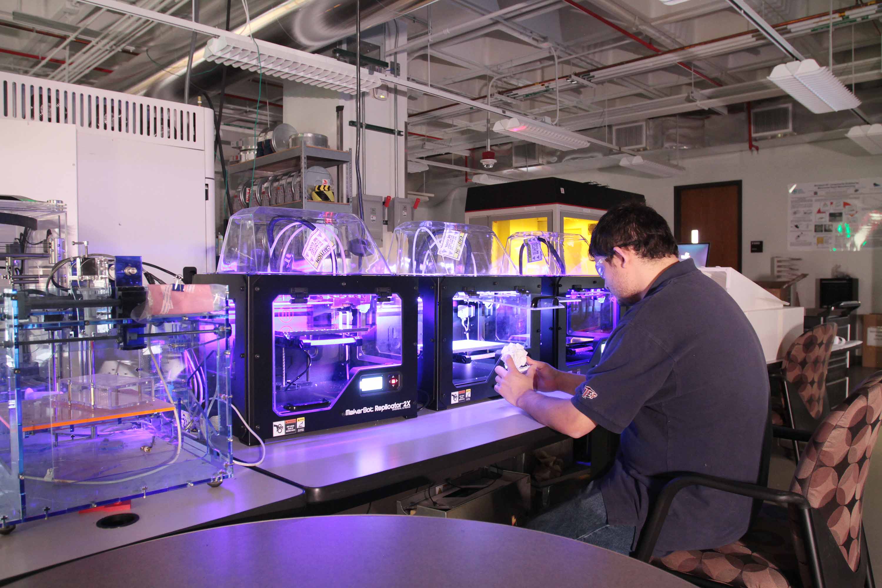 An armada of low-cost desktop 3D printers