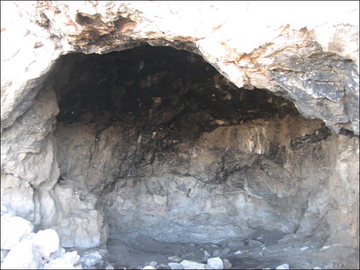 Photograph of the interior of Robledo Cave