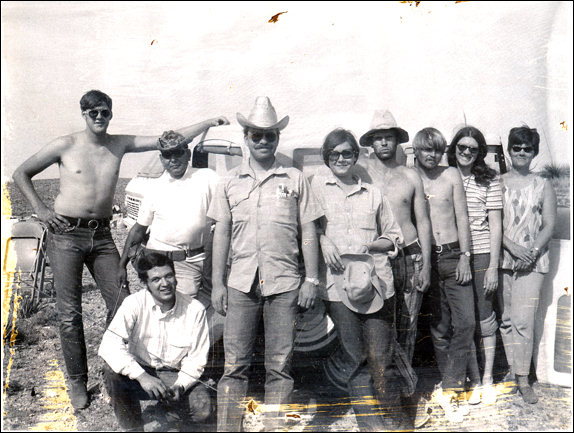 Members of UTEP 1970 Dry Cave Field School