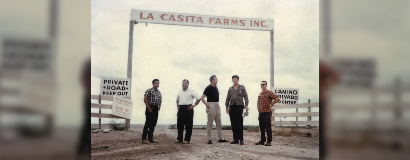 September 9, 1966 César Chávez, Erasmo Andrade, Bill Kircher, Eugene Nelson and H.N. Kurko. (Photo credit:Ignacio Pérez) 