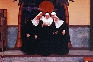 The Cast of The UTEP Dinner Theatre production of Nunsense