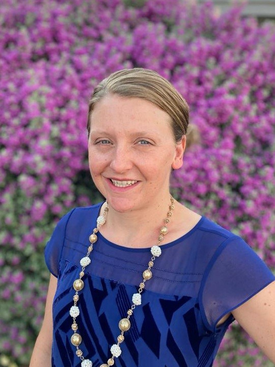 Dr. Carina Heckert