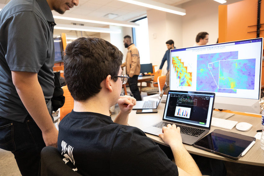 UTEP has received a $1.25 million grant from the U.S. Department of Energy (DOE) to create a pipeline of scientists and engineers from underrepresented groups with advanced degrees in modeling and simulation. The project is led by an interdisciplinary team of researchers from UTEP’s Advanced Modeling and Simulation Labs group.  