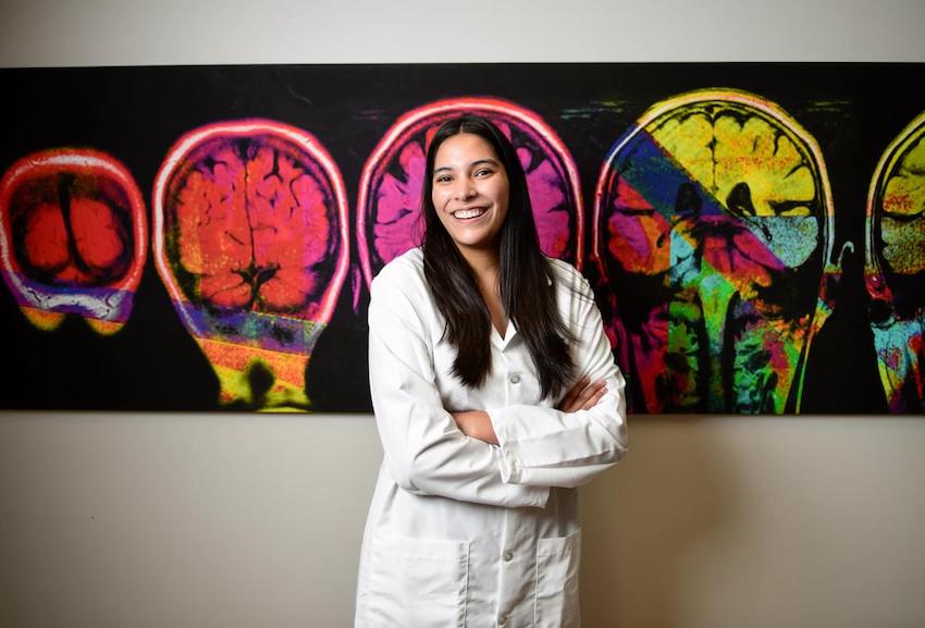 Junior social work major Anamaria Solis spent her summer at Arizona State University studying the connection between Alzheimer's and blood biomarkers in women as a BUILDing SCHOLARS recipient. Solis, who aims to work in research and public policy related to pregnancy health on the border, was able to develop her STEM skills and learn under the tutelage of professor Edward Ofori, a professor in the Pathomechanics and Neuroimaging Laboratory at ASU. 