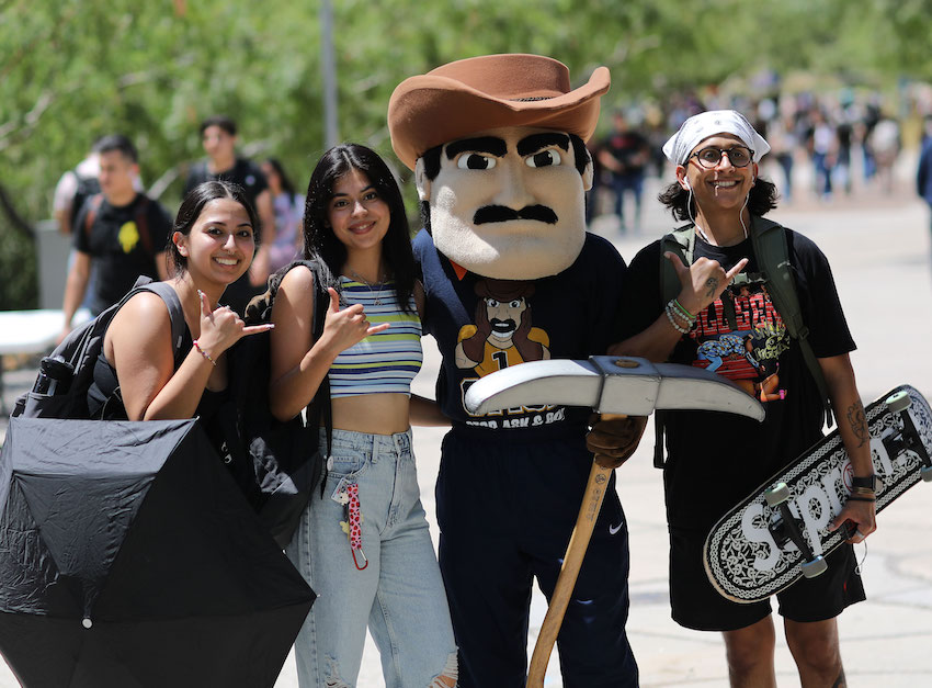 UTEP kicks off its Fall 2023 semester with Miner Welcome, a series of dozens of fun-filled activities designed to foster student engagement and spotlight on-campus resources. 