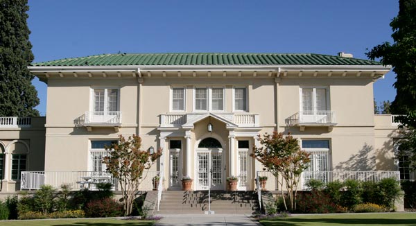 Hoover House 