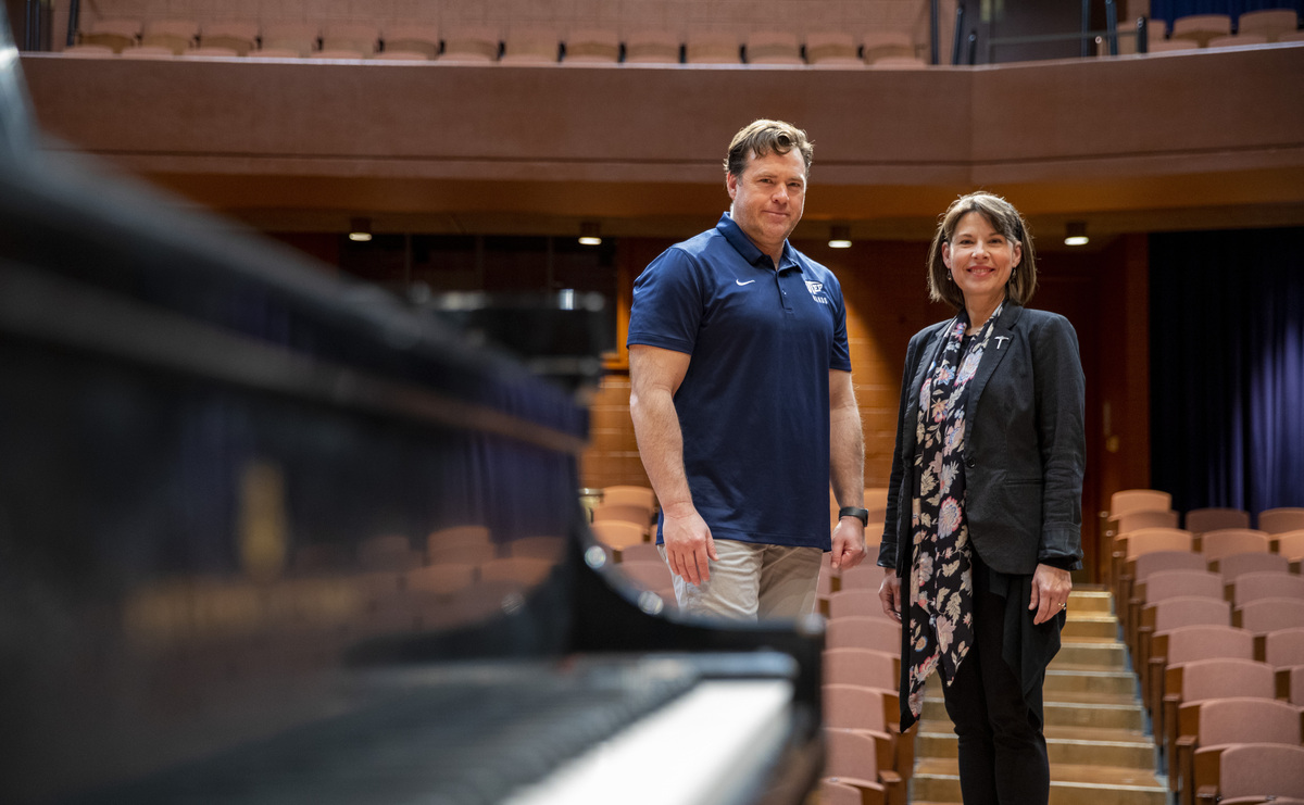 Steve Wilson, DMA, chair and professor of music, left, and Elisa Fraser Wilson, DMA, associate professor of music, helped organize The University of Texas at El Paso's participation in the El Paso Requiem that will be performed Oct. 22-23, 2021, at the Plaza Theatre. Photo: Ivan Pierre Aguirre / UTEP Marketing and Communications 