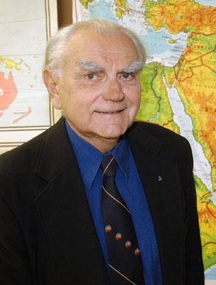 A new book about the amazing life of Z. Anthony Kruszewski, Ph.D., retired professor of political science at The University of Texas at El Paso, will be the focus of a conversation at 4:30 p.m. Tuesday, Nov. 30, 2021, in UTEP's Blumberg Auditorium. File photo 