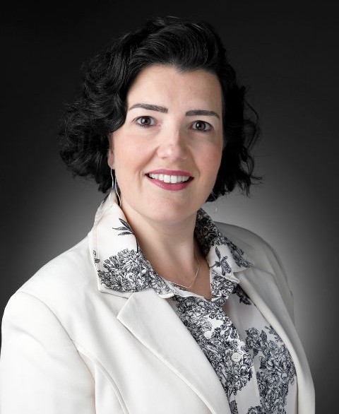 Dr. Camila Torriani Pasin
