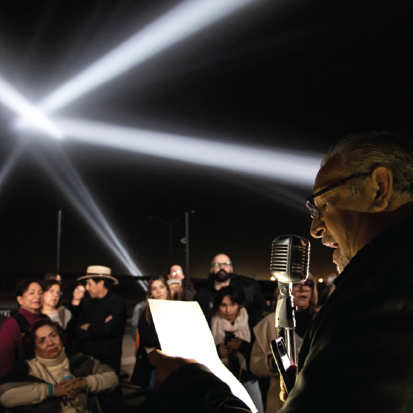 Rafael Lozano-Hemmer, Border Tuner / Sintonizador Fronterizo, Relational Architecture 23, 2019. Photo by: Mariana Yañez.