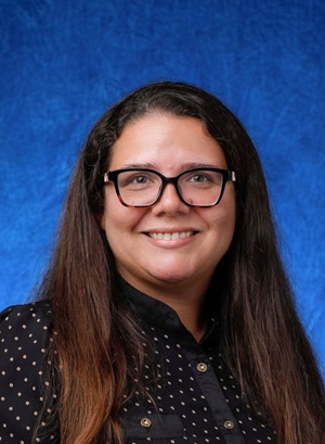 Dr. Leslie Knecht