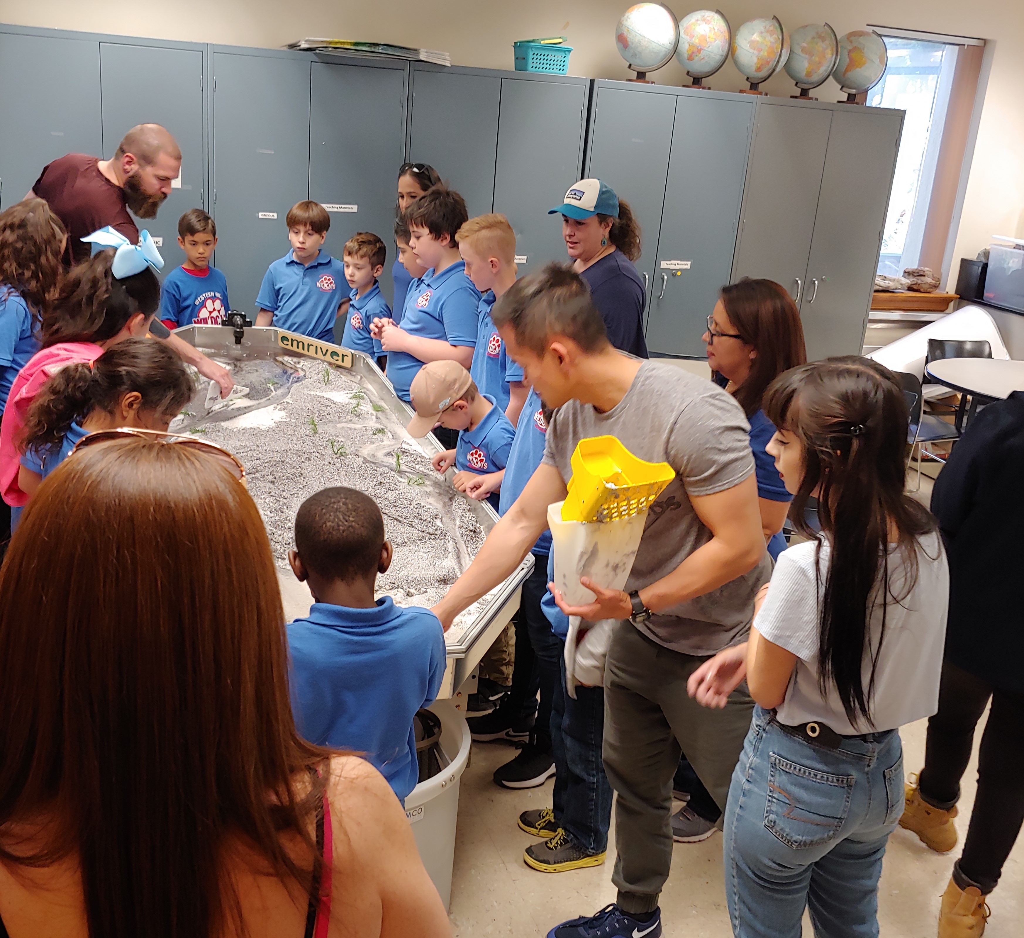 Earth Day 2019 with Derrick Scott and Western Hills Elementary