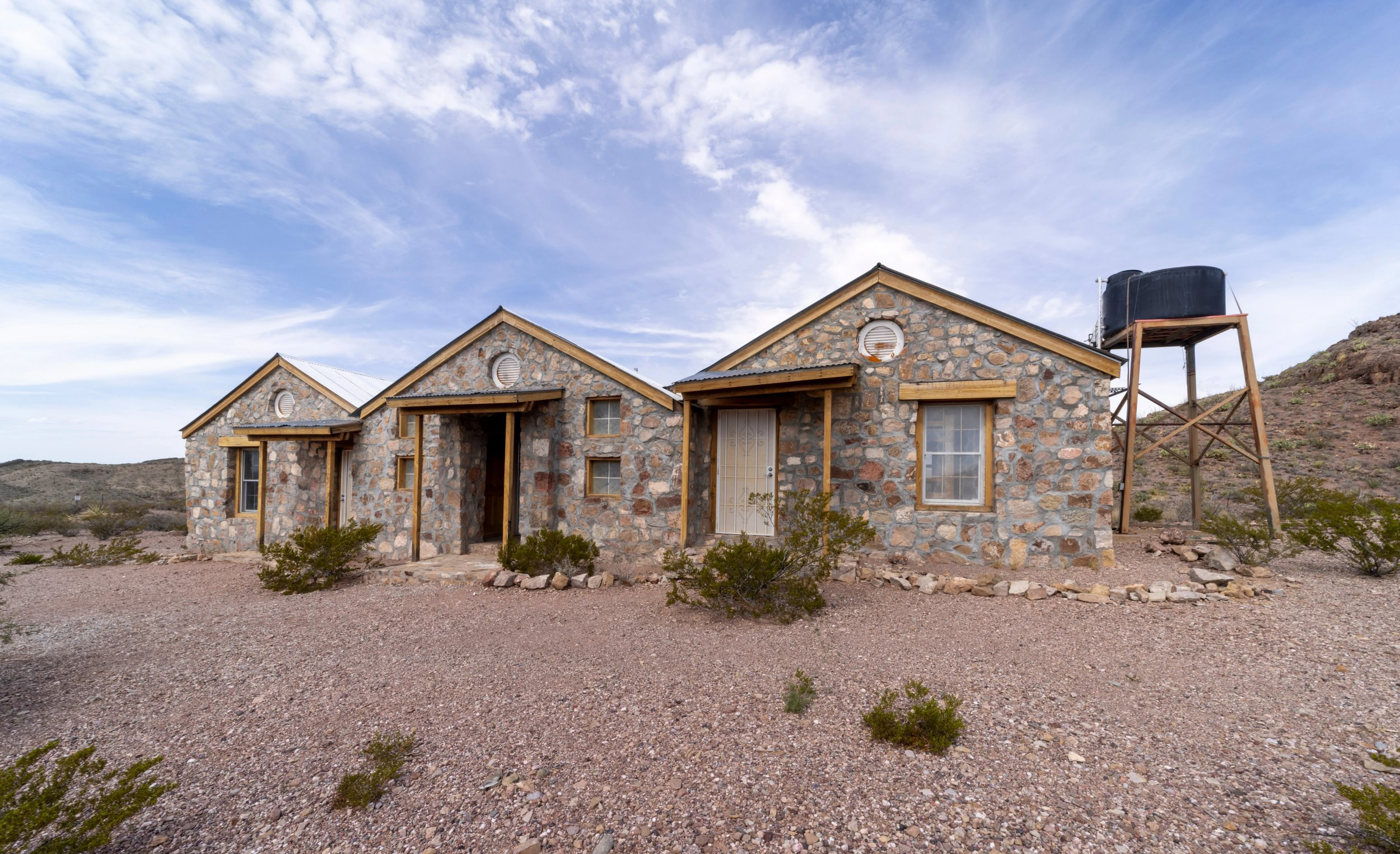4-bedroom-single.png