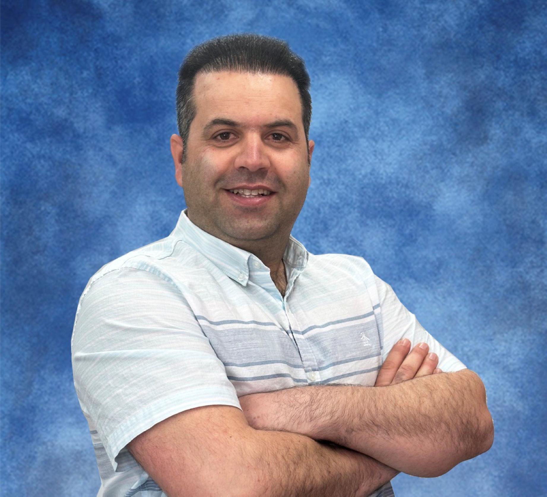  Ahmadi Nadi, Adel
