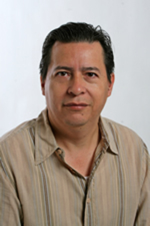 Dr. Sergio Flores